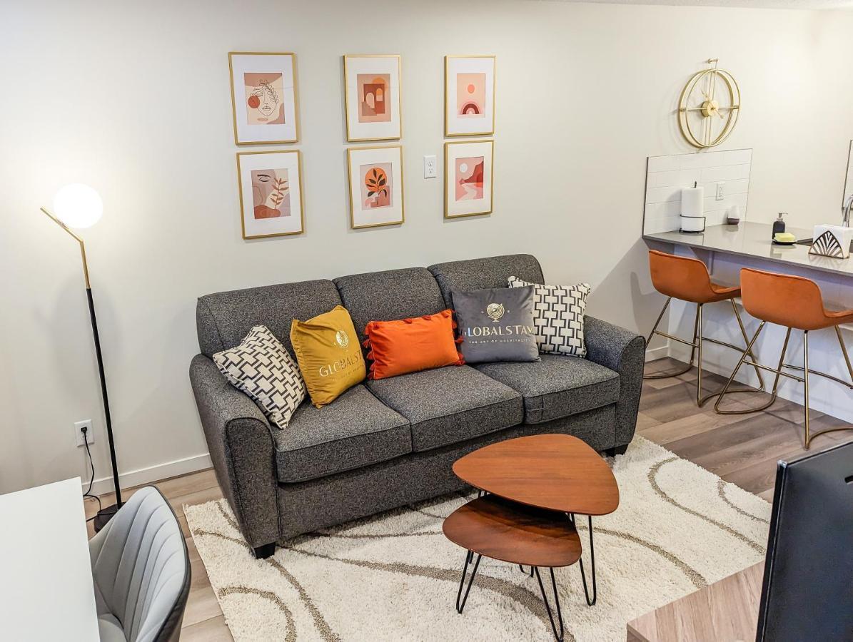 Globalstay New Apartments In Cranbrook Free Street Parking Calgary Luaran gambar