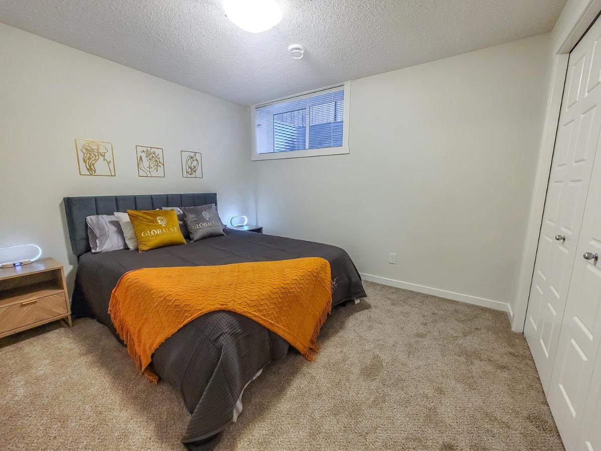 Globalstay New Apartments In Cranbrook Free Street Parking Calgary Luaran gambar