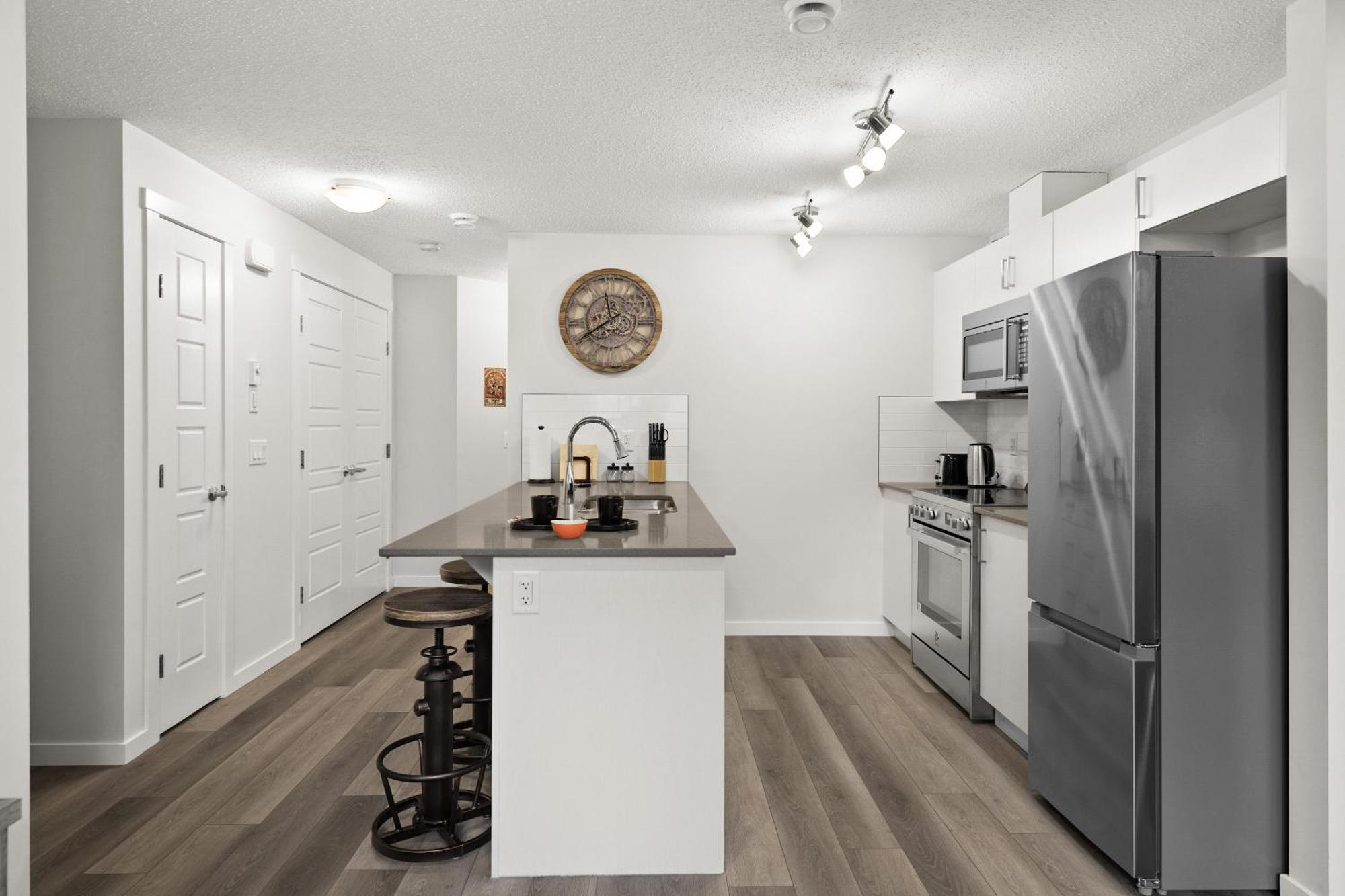 Globalstay New Apartments In Cranbrook Free Street Parking Calgary Luaran gambar